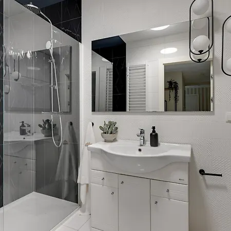 公寓式酒店 Wintera & Parking By Downtown 4*