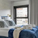 Wintera & Parking By Downtown 4*