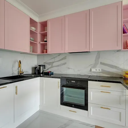 Wintera & Parking By Downtown * Gdańsk