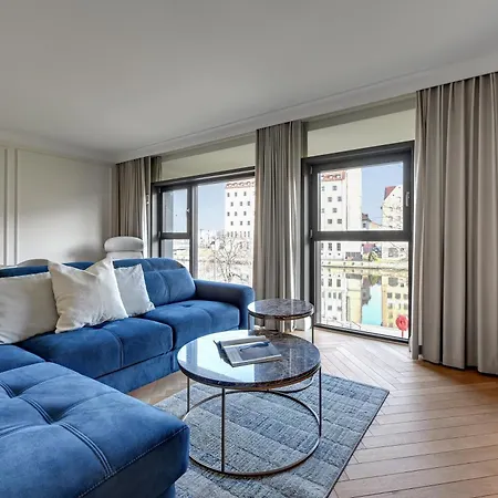 Wintera & Parking By Downtown Apartment