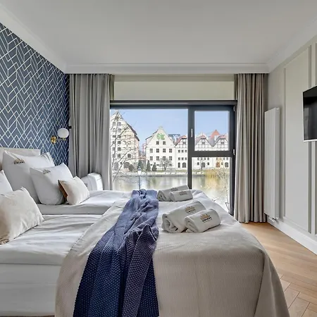 Wintera & Parking By Downtown Apart Otel Gdansk
