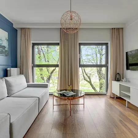 Wintera & Parking By Downtown * Gdańsk