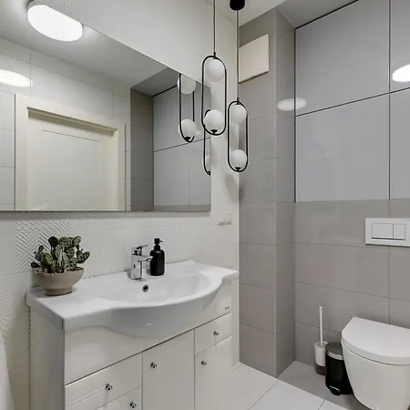 Wintera & Parking By Downtown Апарт-отель 4*