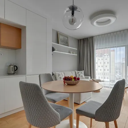 Apartmanhotel Wintera & Parking By Downtown 4*