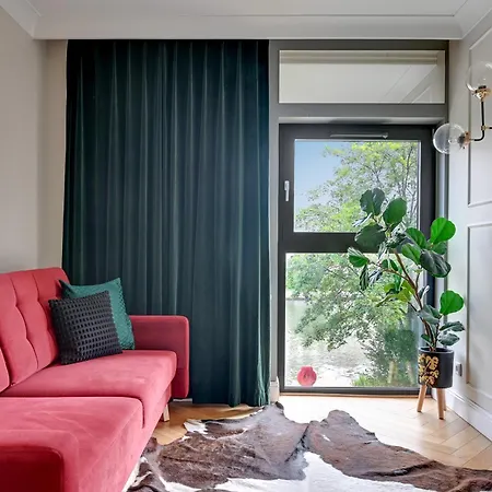 Wintera & Parking By Downtown גדנסק