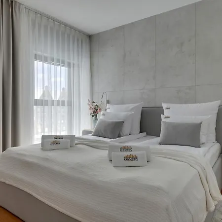 Wintera & Parking By Downtown Apart-hotel