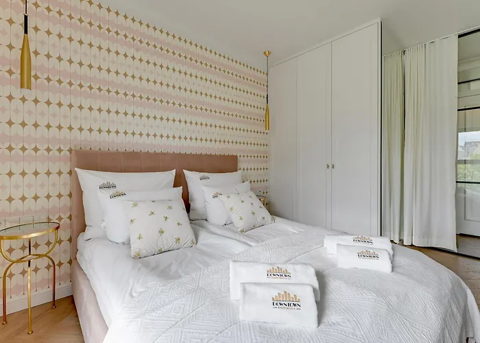 Apart-hotel Wintera & Parking By Downtown 4*