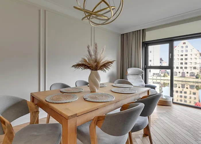 Apart-hotel Wintera & Parking By Downtown Gdańsk