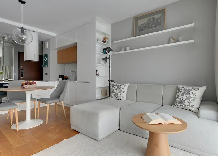 Wintera & Parking By Downtown 4*